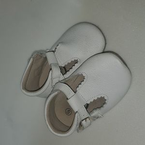 Little love bug white soft sole sandals